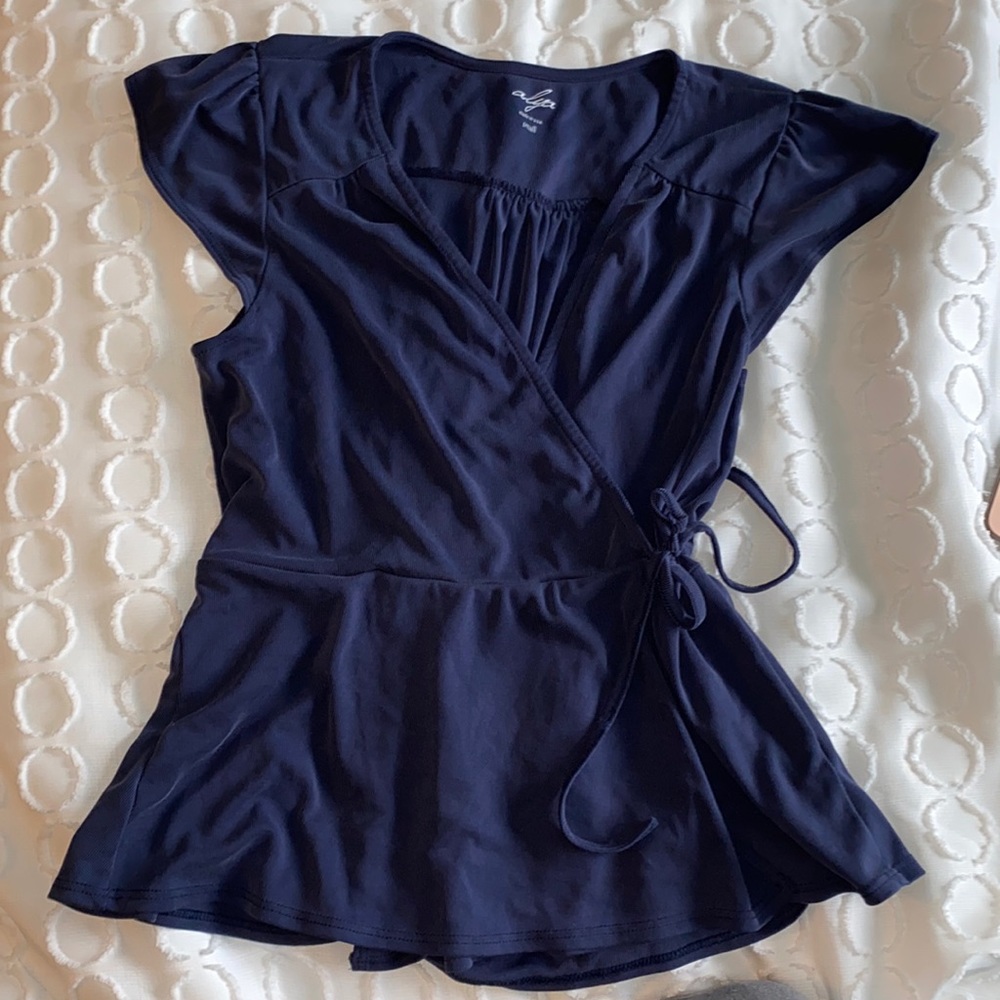 Navy blue tie front top
